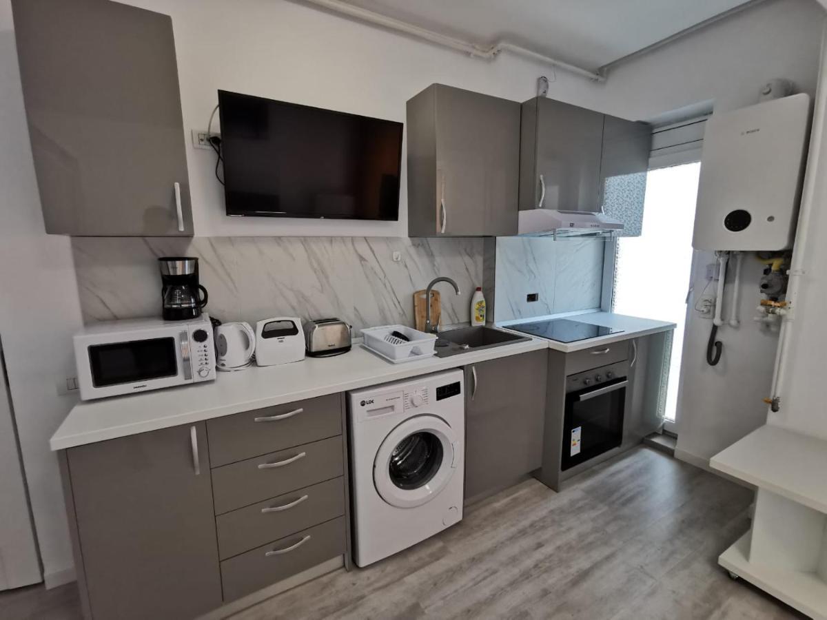 Grand Mamaia Lake Apartments Констанца Экстерьер фото