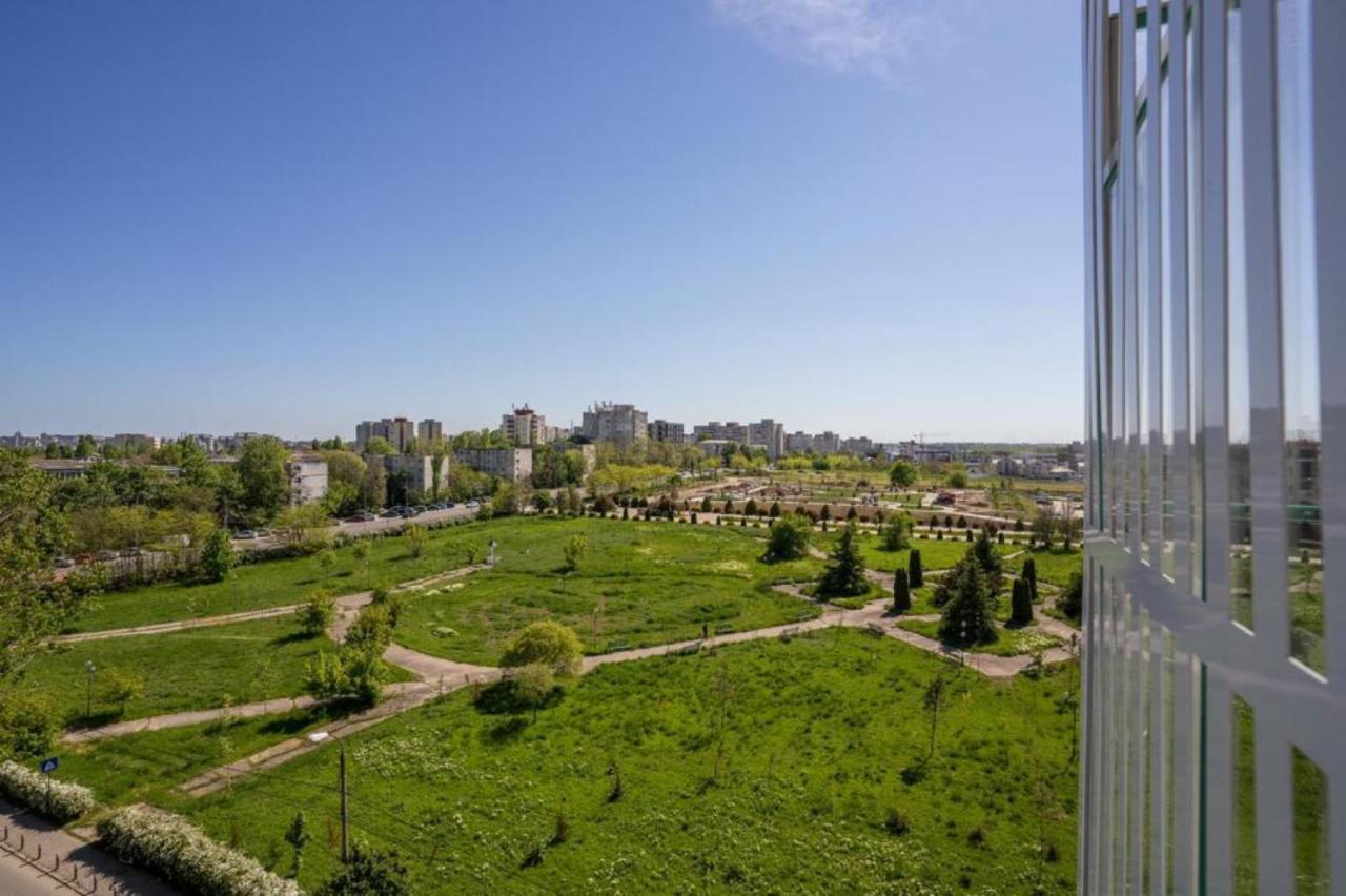 Grand Mamaia Lake Apartments Констанца Экстерьер фото