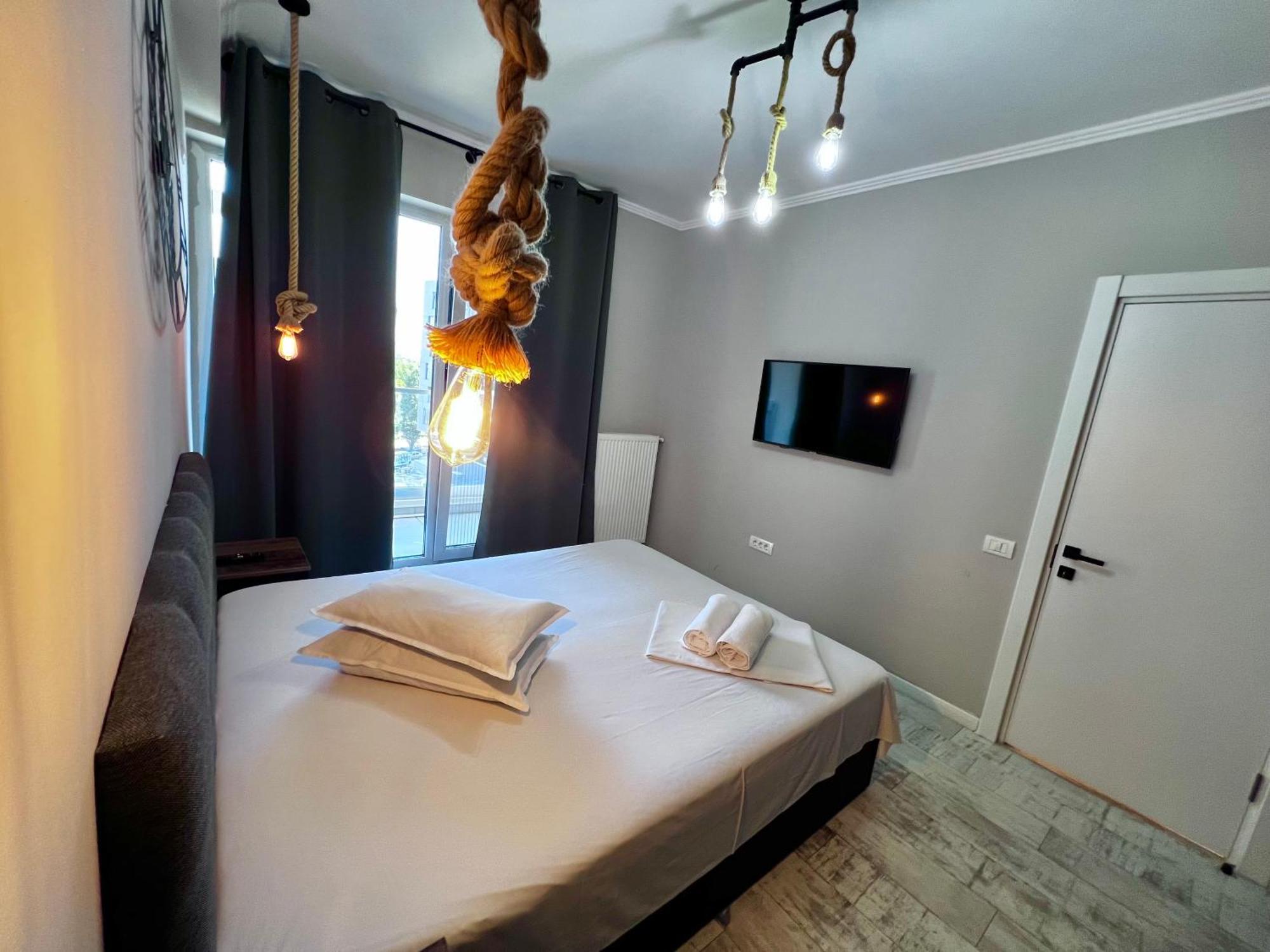 Grand Mamaia Lake Apartments Констанца Экстерьер фото